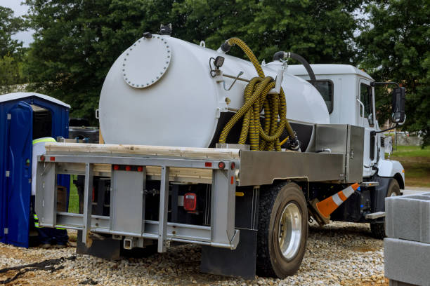 Best Portable restroom trailer rental  in Carthage, MO